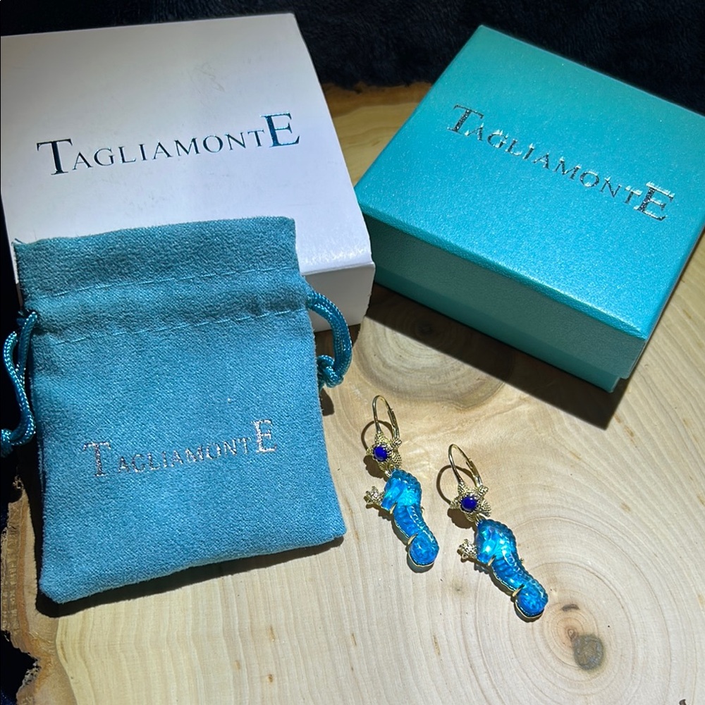 Seahorse Earrings!